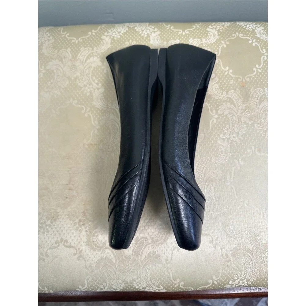 Gianni Bini Square Oval Toe Black Flats‎ Women’s Size 7.5 SEE SCUFFS